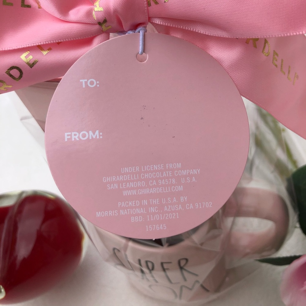 *SOLD* ❤️🎉 HOT PICK 🎉❤️Rea Dunn SUPER MOM Gift Mug - Picture 3 of 6